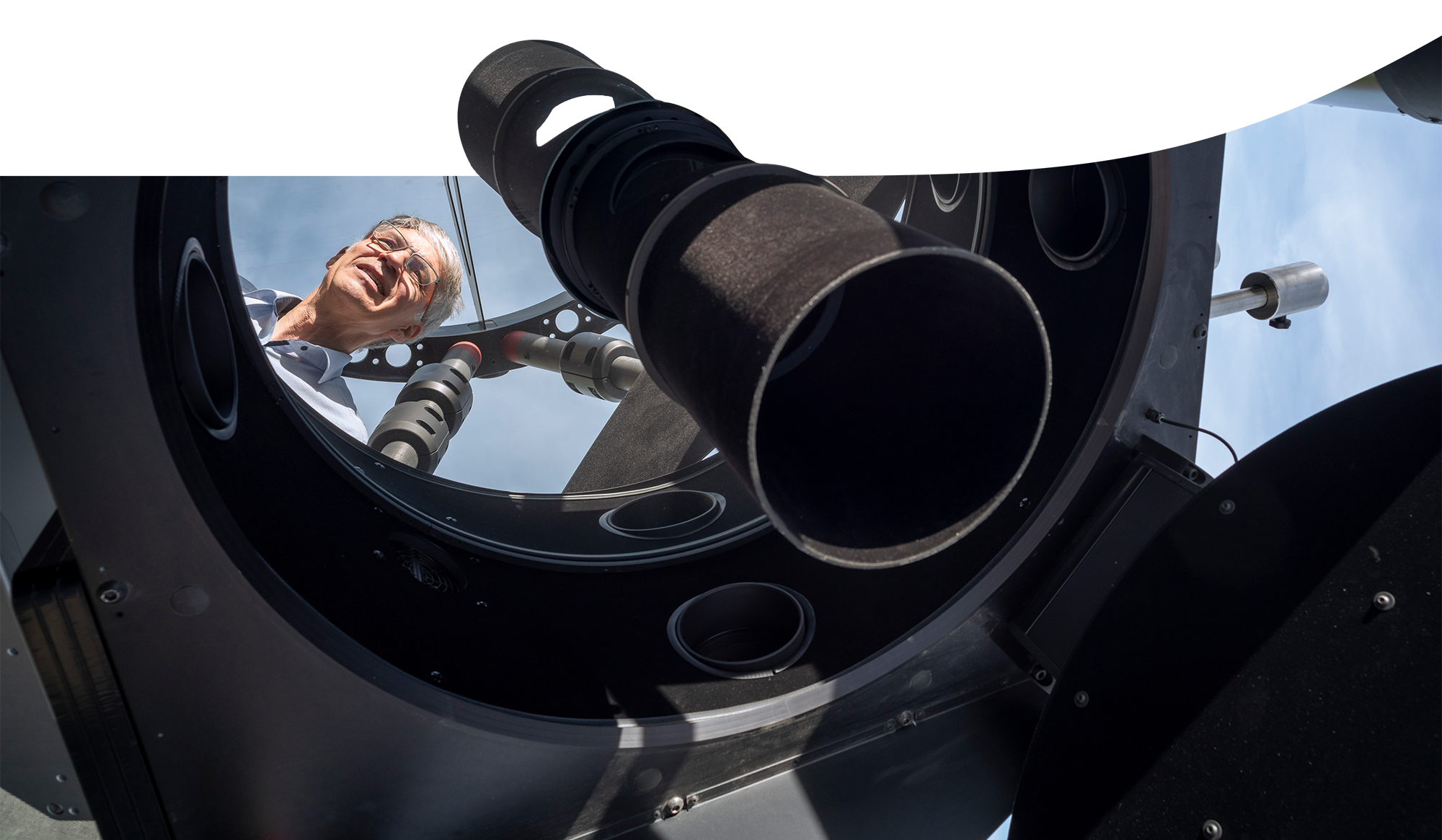 Photographie d'un télescope au Space Eye à Niedermuhlern (Berne)